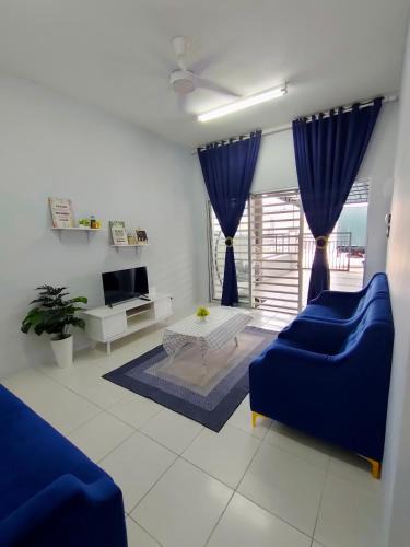 Perak Tengah District House | FIRASH HOMESTAY AT SERI ISKANDAR