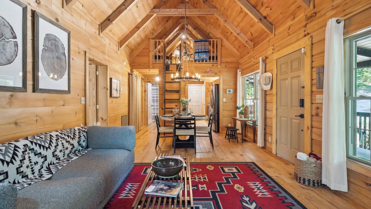 Rutherfordton Cabin | Fire Pit & BBQ: Lake Lure Cabin w/Outdoor Oasis!