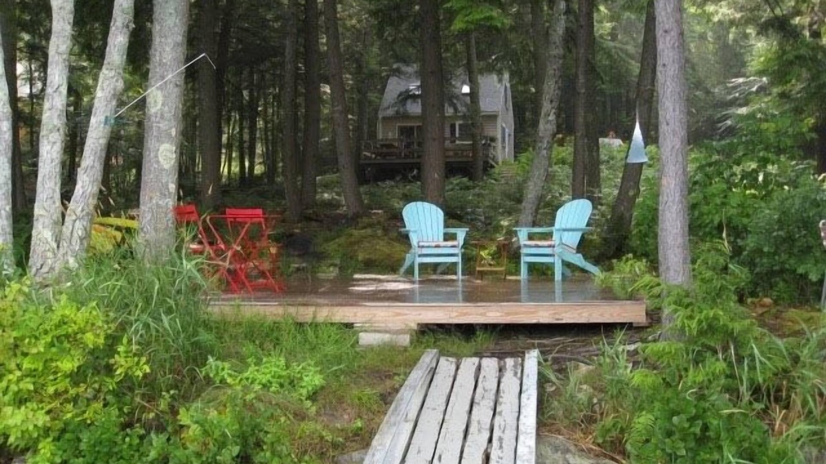 Hope Cottage | Firefly Cottage - Lakefront Cottage in Hope - Maine's Best Kept Secret