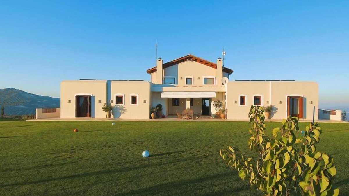 Choudetsi Villa | First class villa with pool