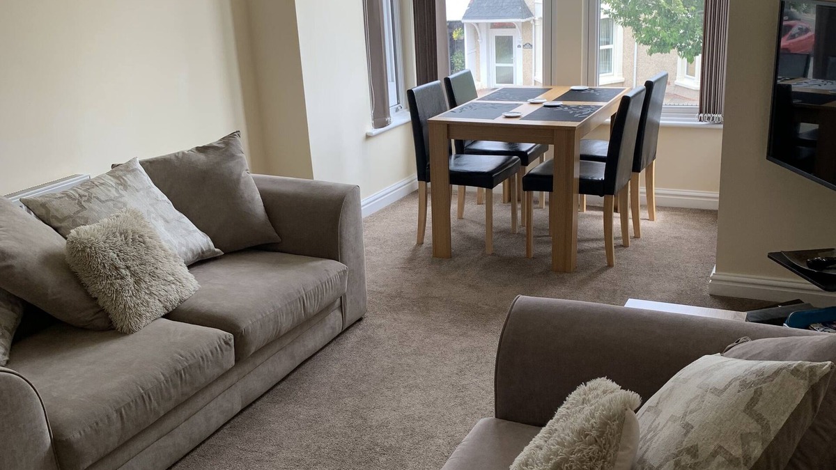 Llandudno Apartment | First floor, recently renovated central Llandudno apartment
