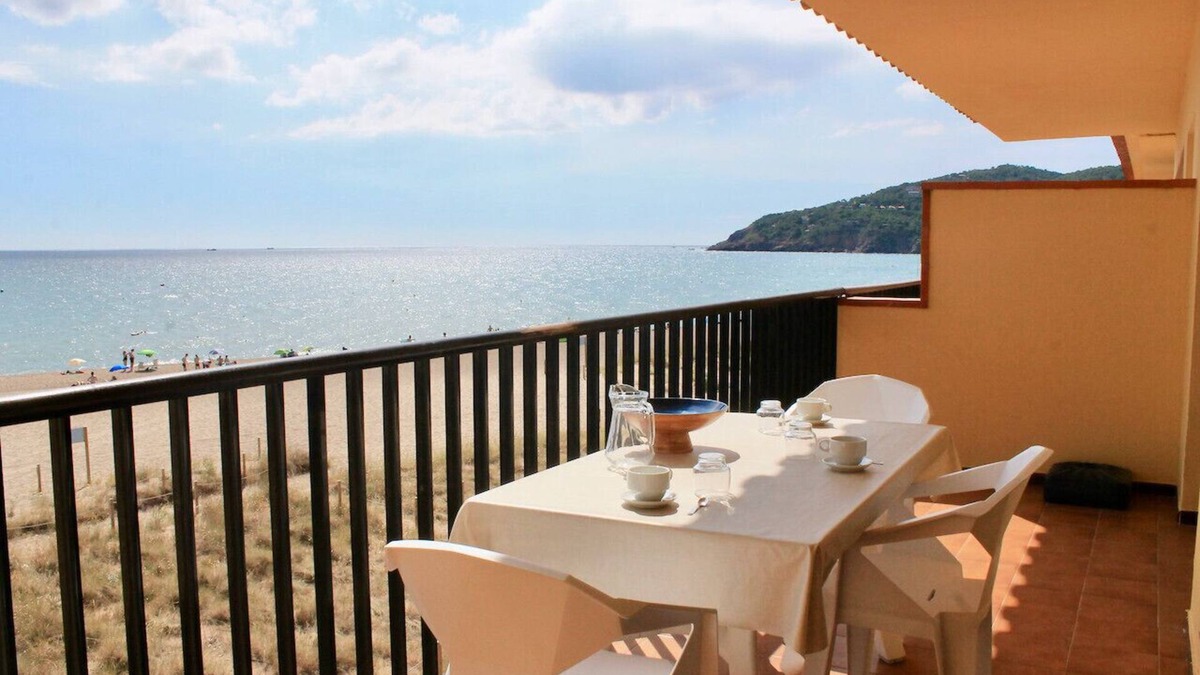 Pals Apartment | First line beach apartment with front sea vue - Pals beach (DU 3H 316)