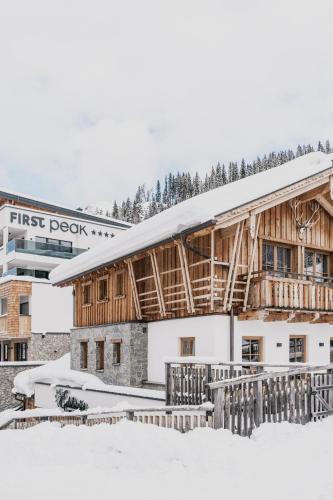 Zauchensee Ski Chalet | FIRSTpeak Chalets