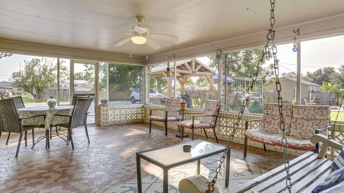Chauvin House | Fish & Explore: Serene Home on Bayou Petit Caillou