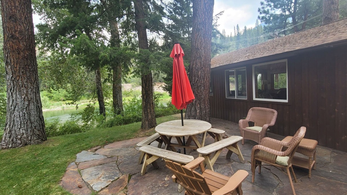 Missoula Cabin | Fish, float, or raft out of your front door, MT's wilderness at your fingertips!