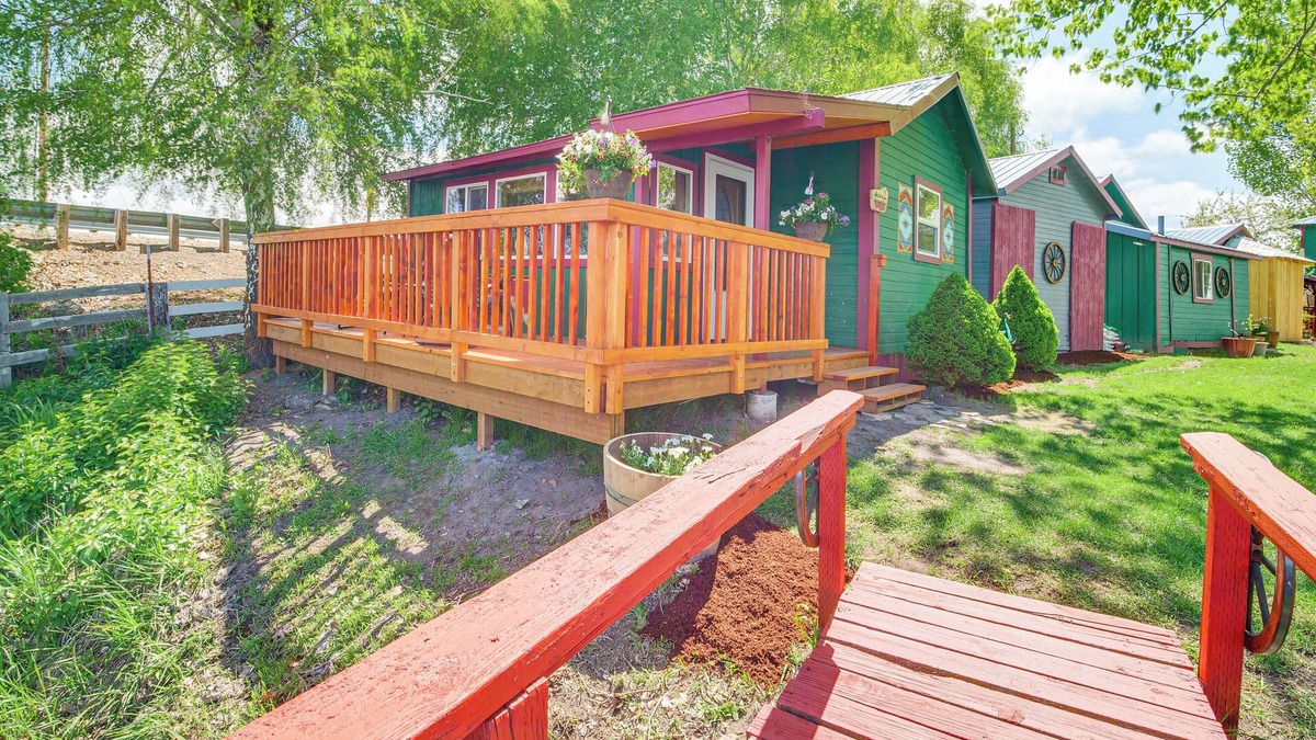 Chiloquin Cottage | Fish & Hike: Peaceful Cabin on Williamson River