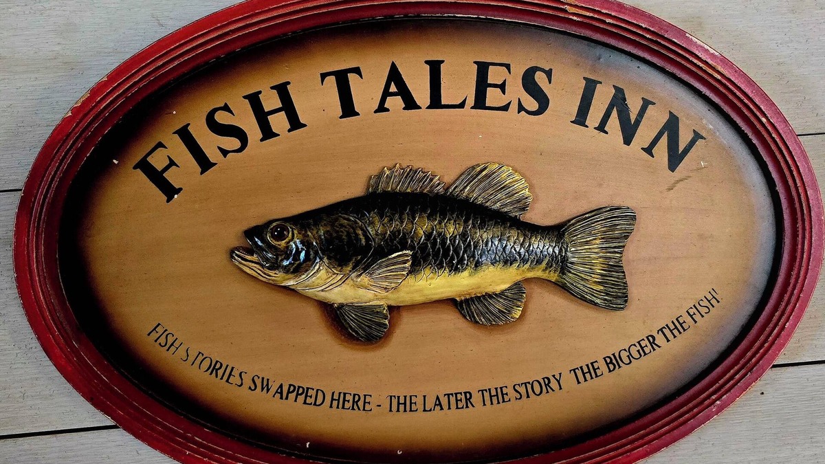 Interlachen House | Fish Tales Inn - nElegant Lakeside Whimsy