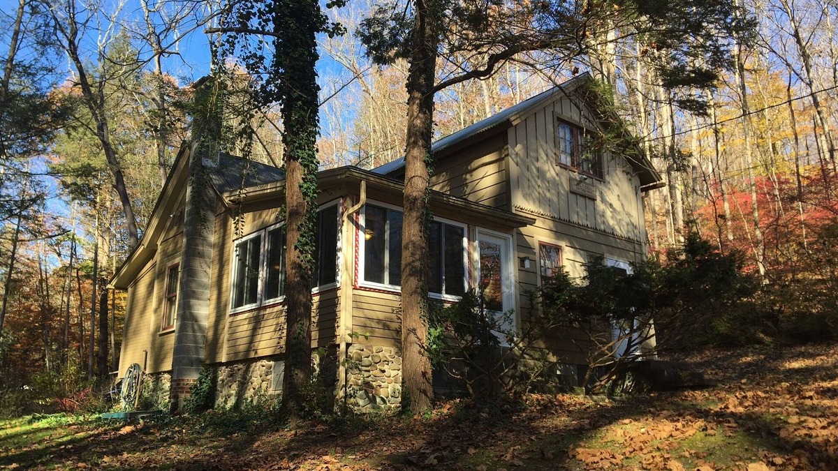 Alexandria House | Fish the "Little J"/Cozy Cottage convenient to Juniata College & Penn State