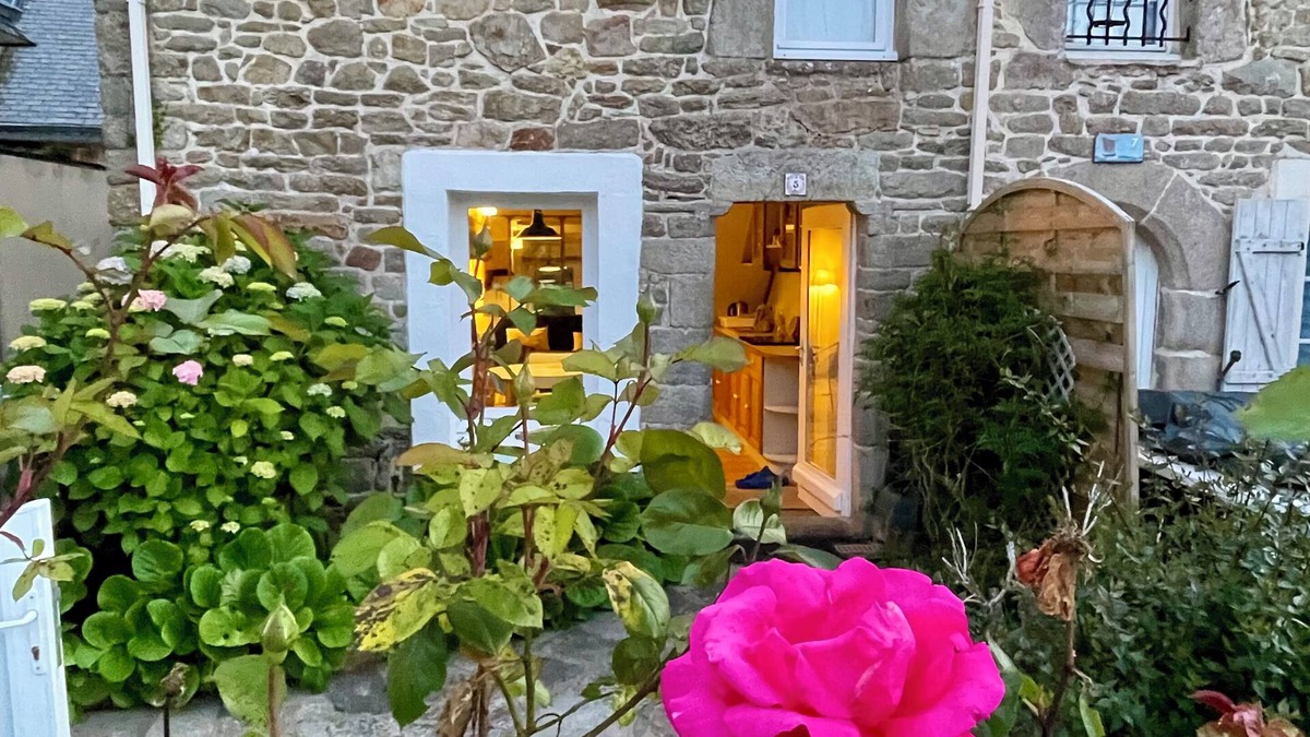 Sene House | Fisherman's cottage with garden 100 m from the Golfe du Morbihan and the beach