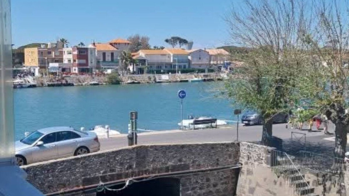 La Tamarissiere Apartment | Fisherman's cottage, your stopover by the sea