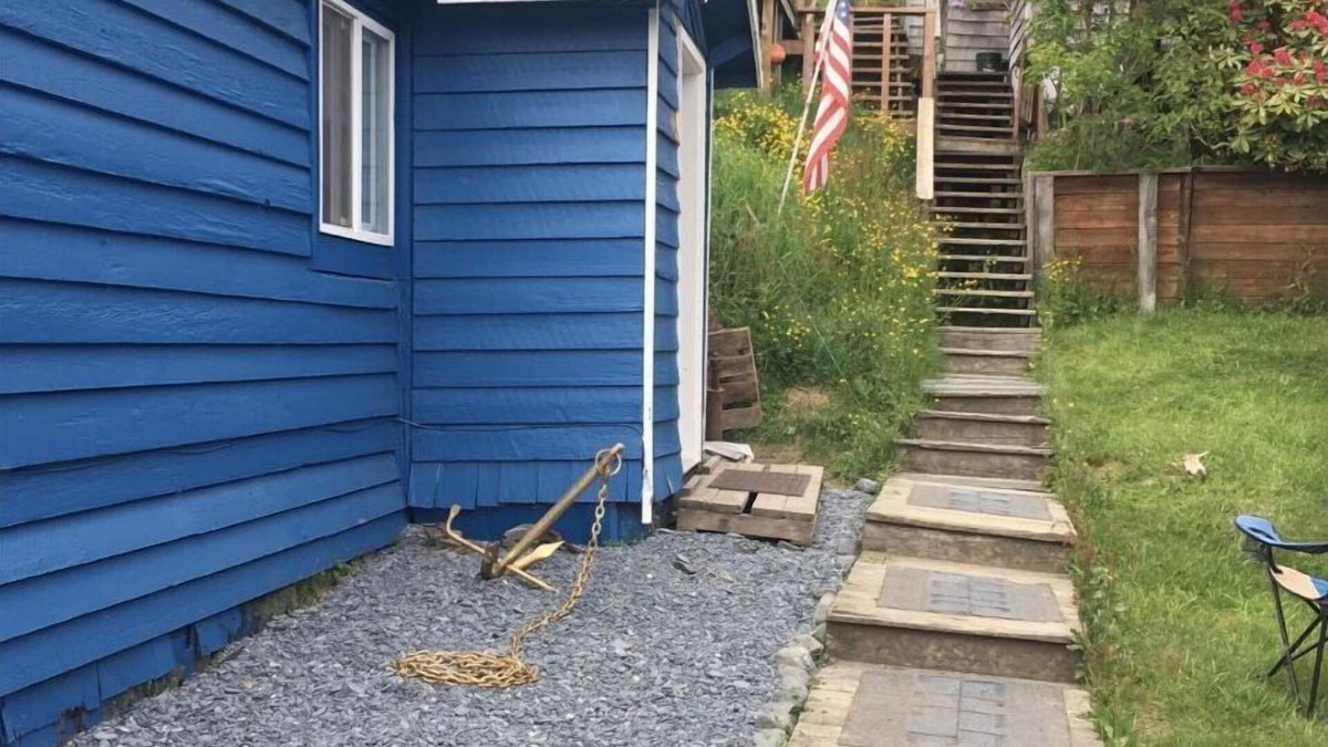 Kodiak House | Fisherman's Cove Downtown Harbor Home