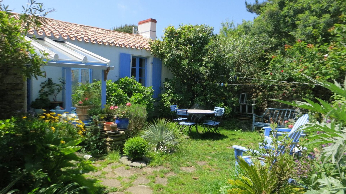 Ile d'Yeu House | Fisherman's house, decorated and furnished with taste and personality
