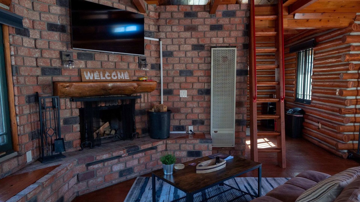 Mount Laguna Cabin | Fisherman's Landing S