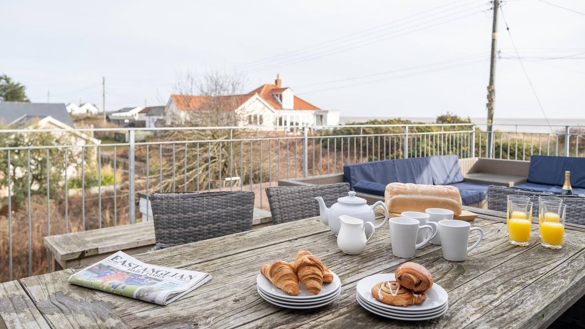 Thorpeness Cottage | Fisherman's Loft - sleeps 8 guests in 4 bedrooms