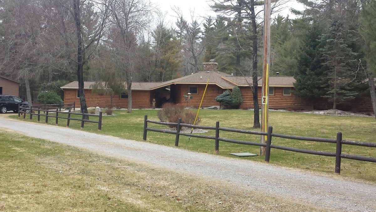 Crawford County Cabin | Fisherman's Retreat. On South Branch of AuSable River, Clean, Comfortable