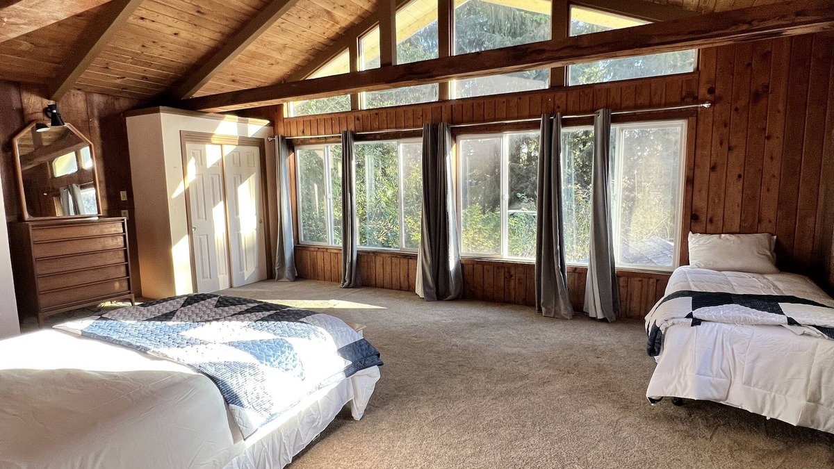 Klamath House | Fisherman’s Guest House
