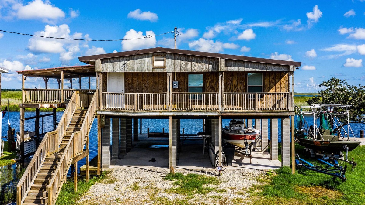 Pointe A La Hache Cabin | Fishing - Happy Jack (Port Sulphur) Louisiana