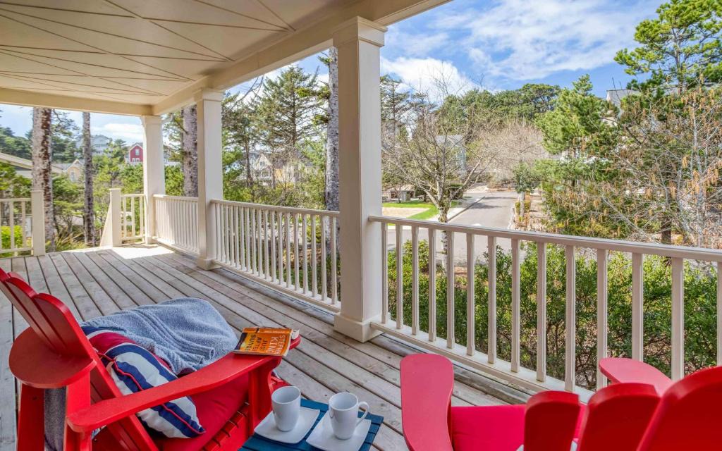 Olivia Beach House | Fit To Be Tide
