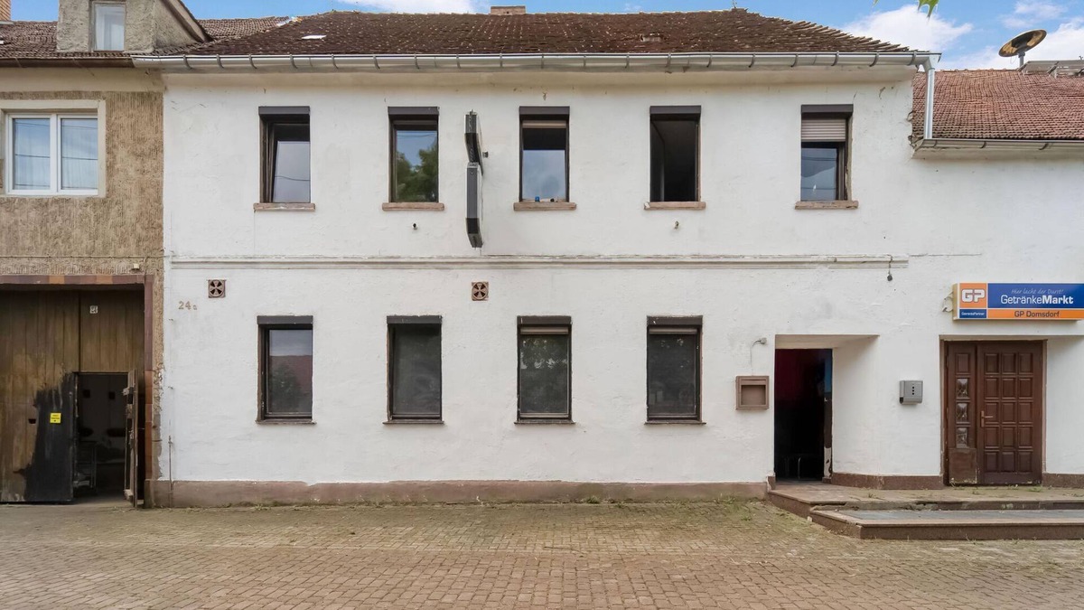 Uebigau-Wahrenbruck Apartment | Fitter's room in the south of Brandenburg with tv