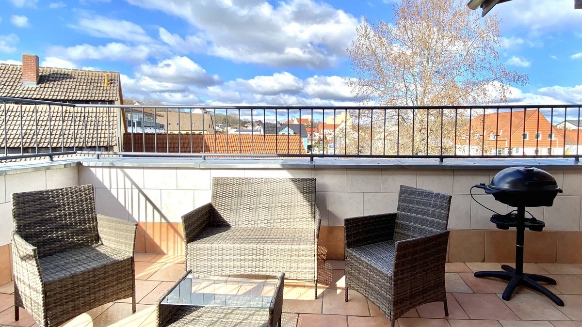 Aschersleben Apartment | ※ Fitters' accommodation/apartment for up to 4 people |Balcony|Grill|Dart|WLAN|NETFLIX|TV ※