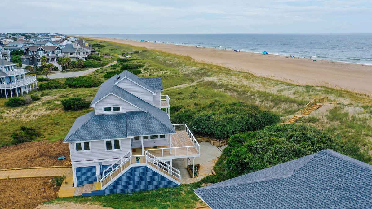 South Beach House | Five Bedroom Oceanfront Property with private beach access