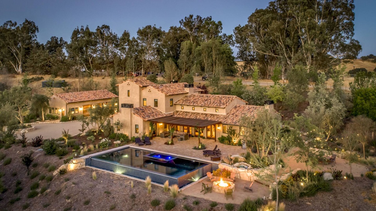 Paso Robles House | Five en-suite home just a few minutes from downtown Paso Robles