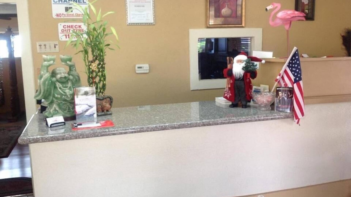 Elk City Hotel | Flamingo Inn