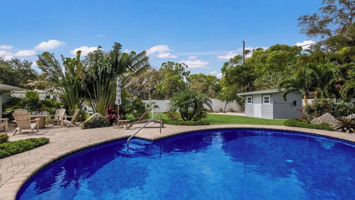 Shore Acre Heights House | Flamingo Royale — Beach Luxury Resort
