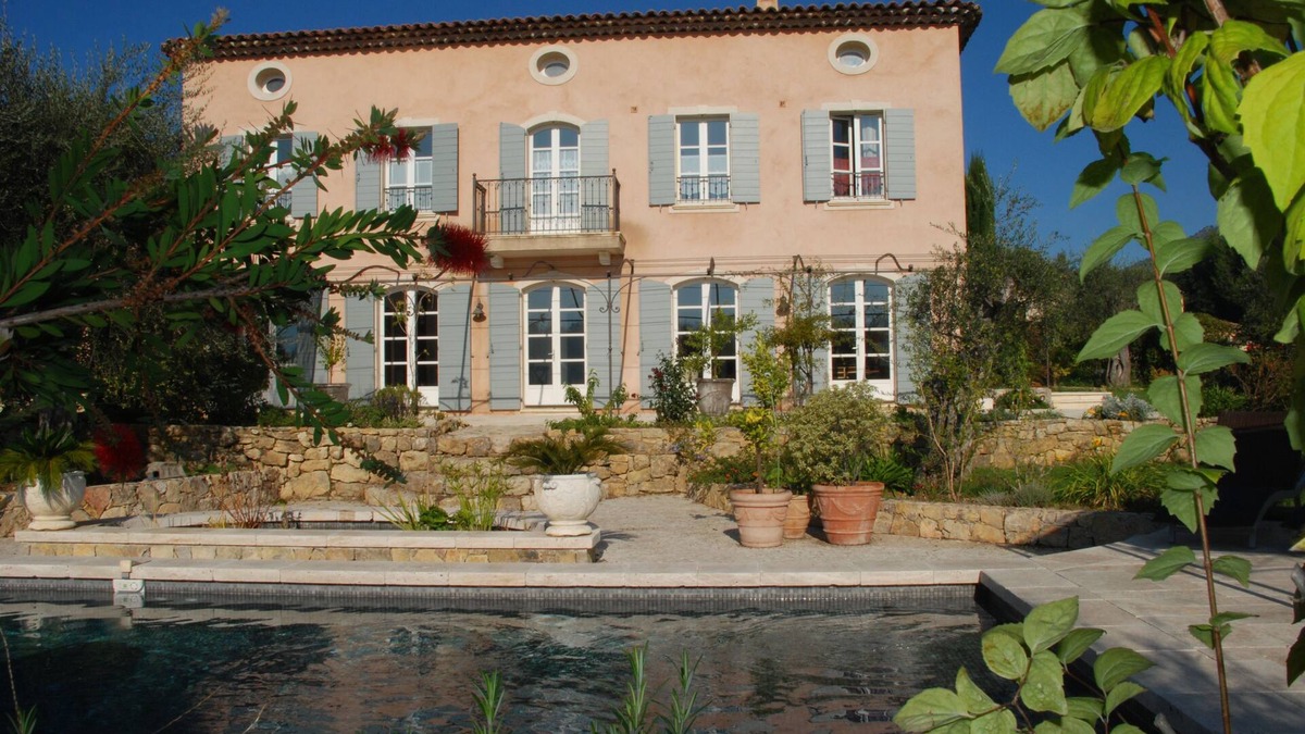 Le Rouret Villa | Flat duplex in Villa 4/6 pers. Near Grasse, Swimming pool, Garden