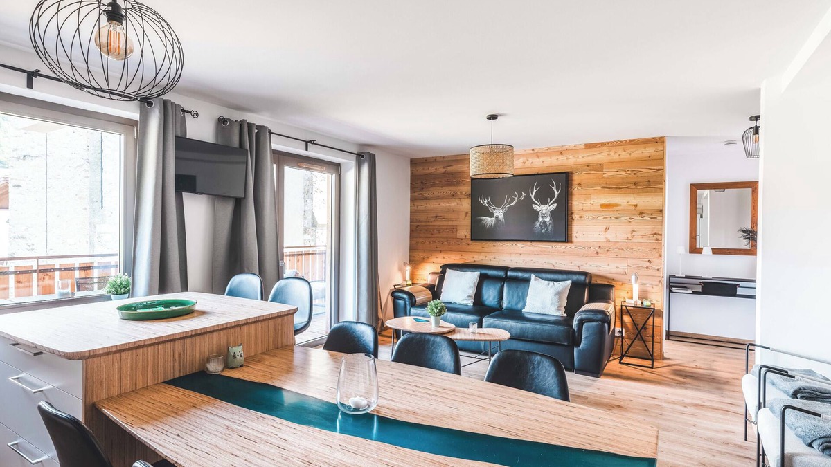 Praz-sur-Arly Apartment | Flat le Renne Blanc - In the center of Praz-sur-Arly