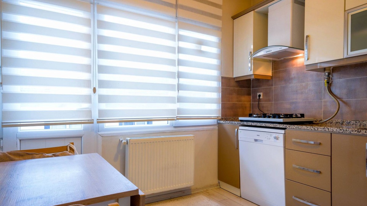 Konak Apartment | Flat w Balcony 5 min to Metro and Coast in Izmir