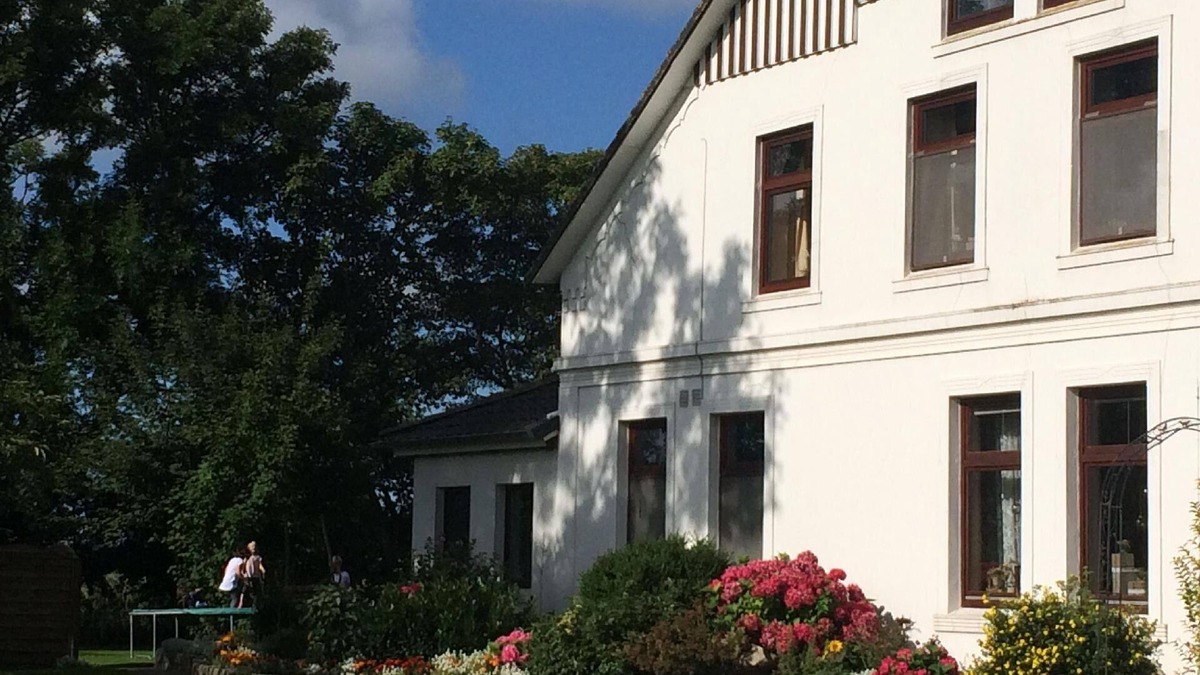 Friedrichskoog Apartment | Flat with garden, barbecue and terrace