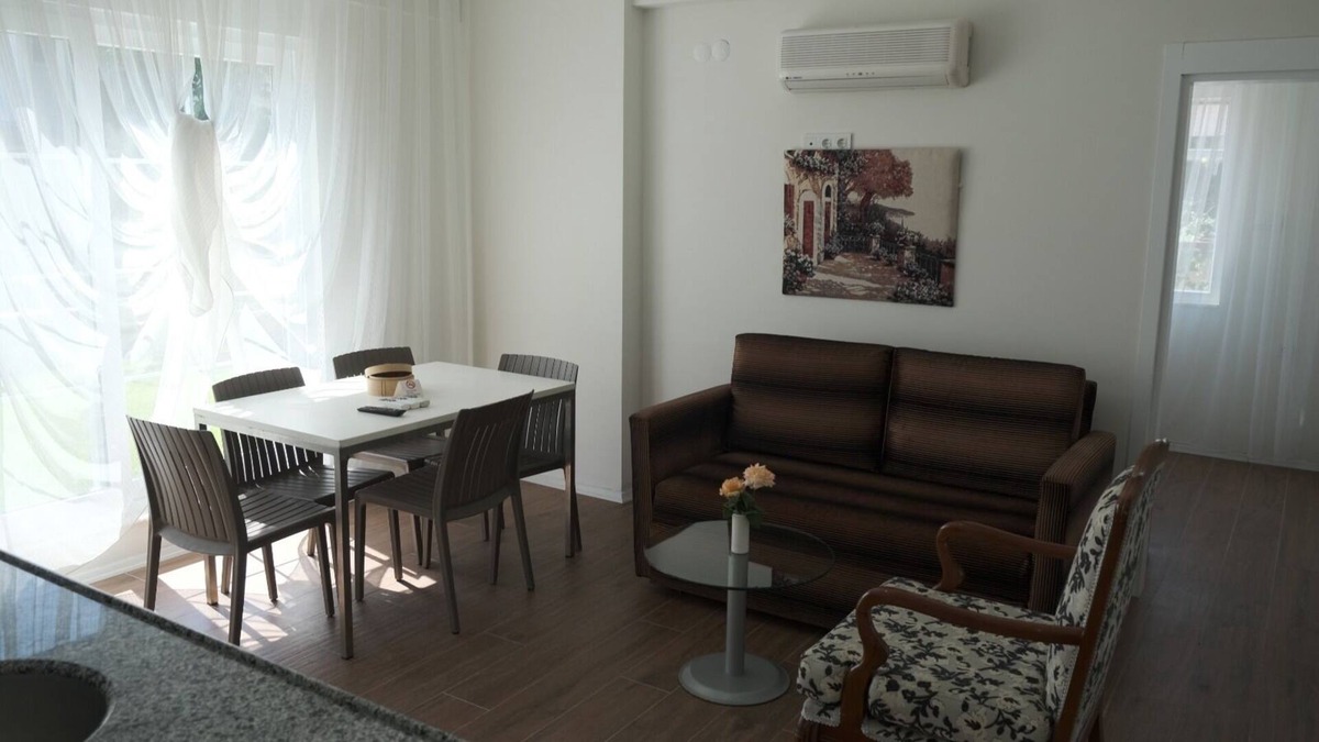 Bogazkent Apartment | Flat with huge outdoor area close to most popular touristic district in Antalya