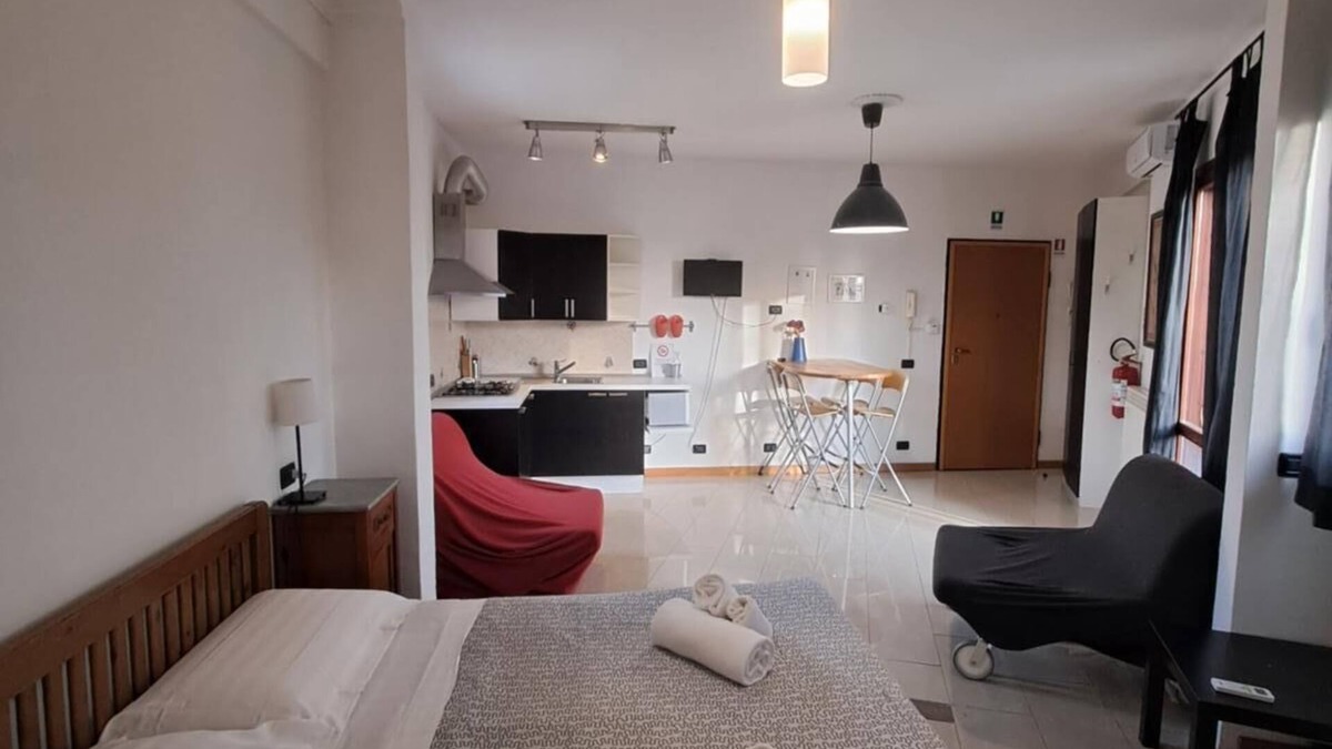 Ponte Galeria-La Pisana Apartment | Flatinrome Fiera 3 delightful studio at "Fiera di Roma"