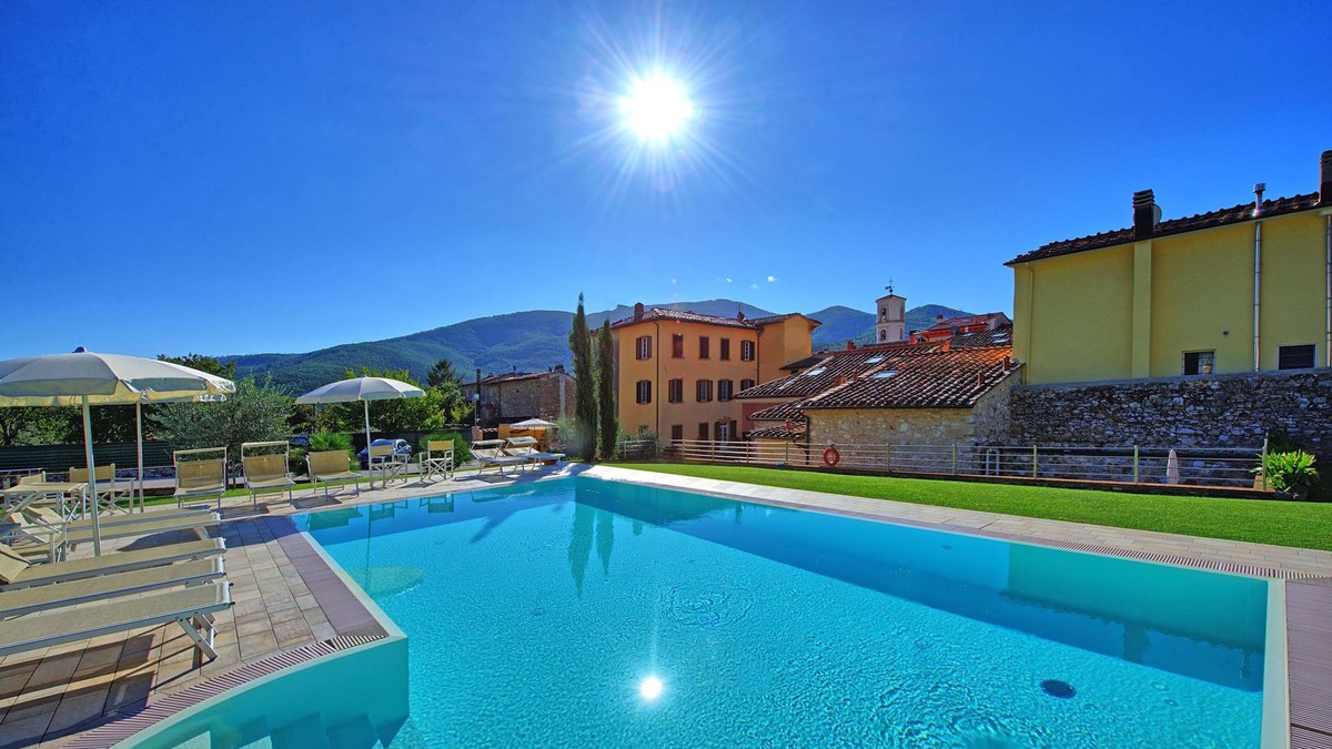 Santa Maria del Giudice Apartment | Flavia 3 - Vacation Rental with swimming pool in Lucca