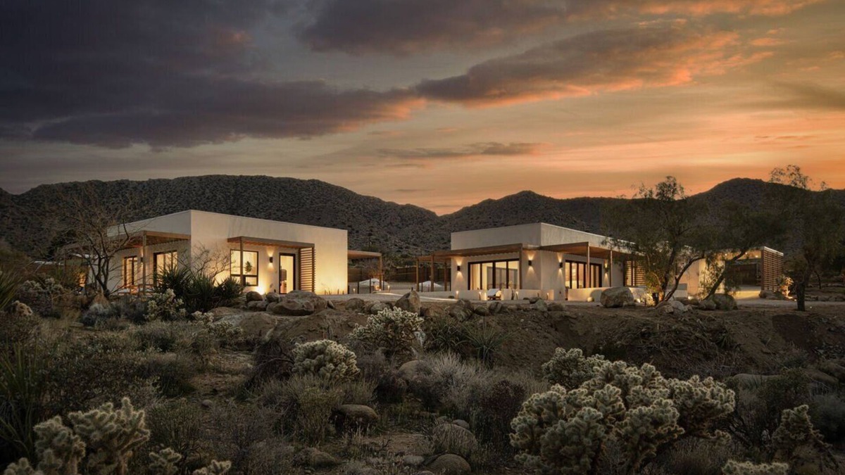 Joshua Tree Highlands House | Fleur by Fieldtrip | Architectural Desert Estate w Pool