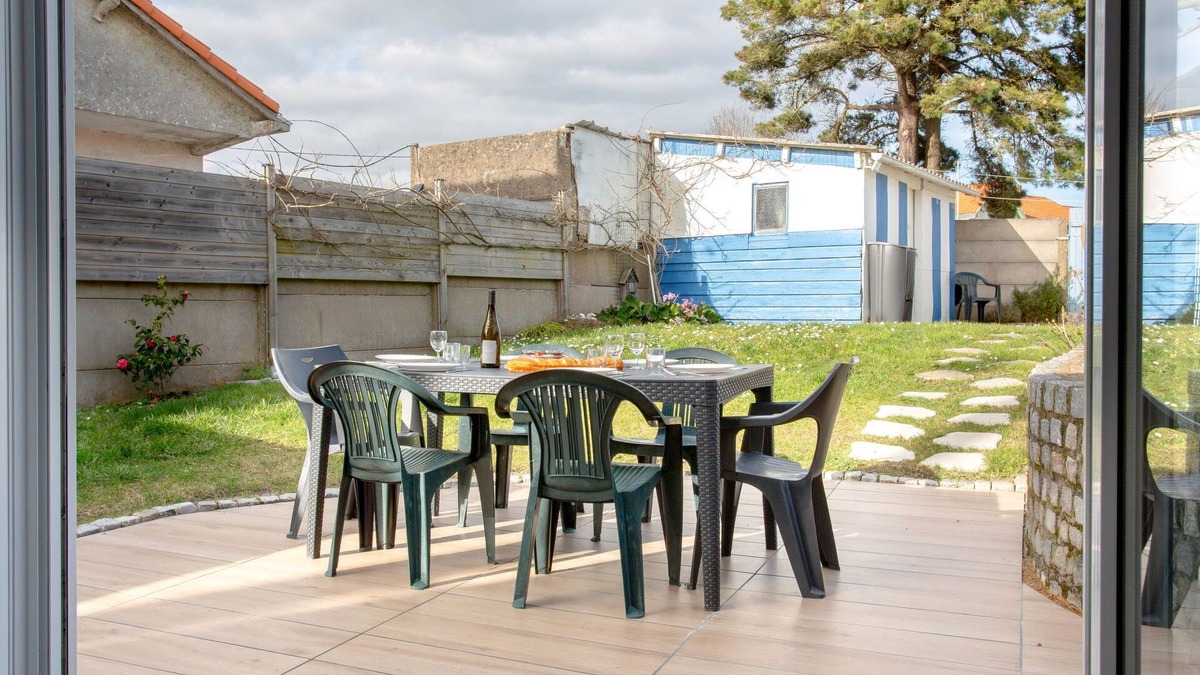 La Bernerie-en-Retz House | Fleur d'été by Interhome