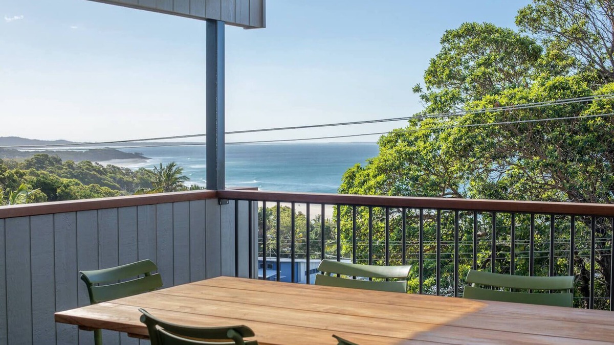 Point Lookout House | Float on Cylinder - 180 Degree Ocean Views