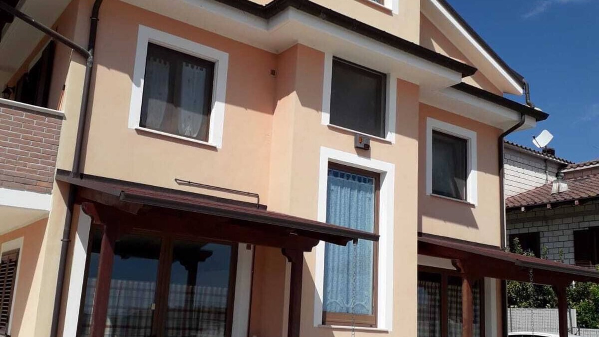 Torrevecchia Teatina Apartment | Flora house sea and mountain view. All are welcome!