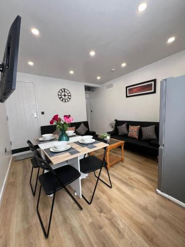 West Bromwich House | Florence House - Best-in-Class Bespoke Corporate & Contractors Accommodation