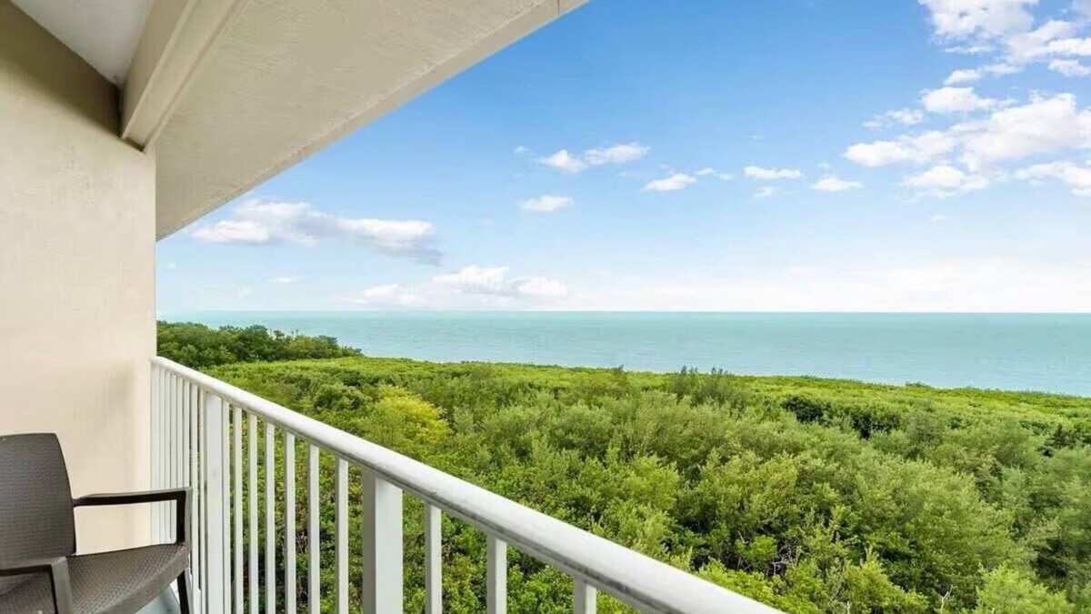 Blue Waters Apartment | Florida Keys "Keys Life Condo" charming 2 Bedroom/2 Bath Condo