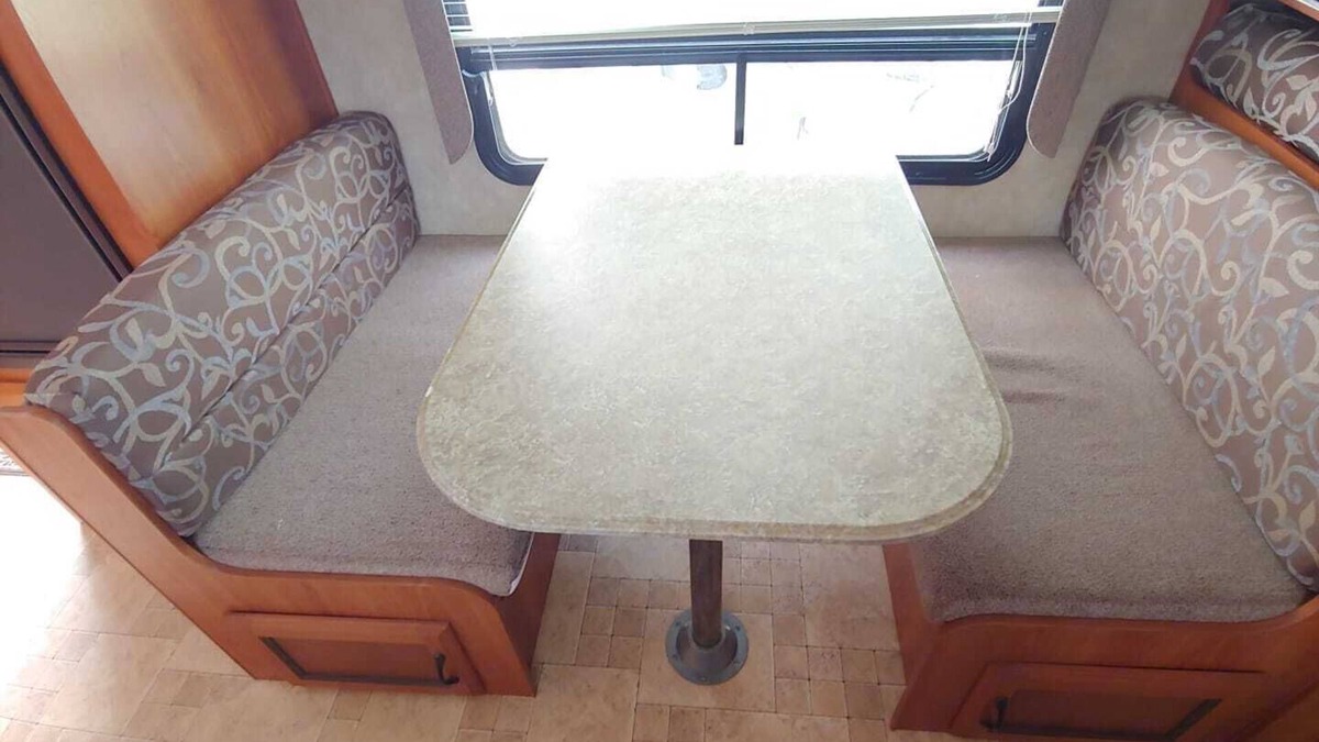 Wedgefield RV Rental | Florida vacation now! Rent an RV for your stay.