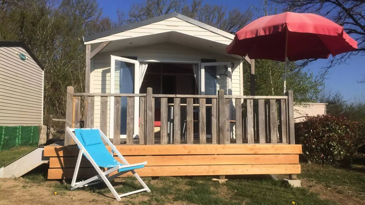Neuvic House | Flower Camping Le Port de Neuvic * - Mobile home STANDARD 24m2 (1 bedroom) + covered terrace 3 people