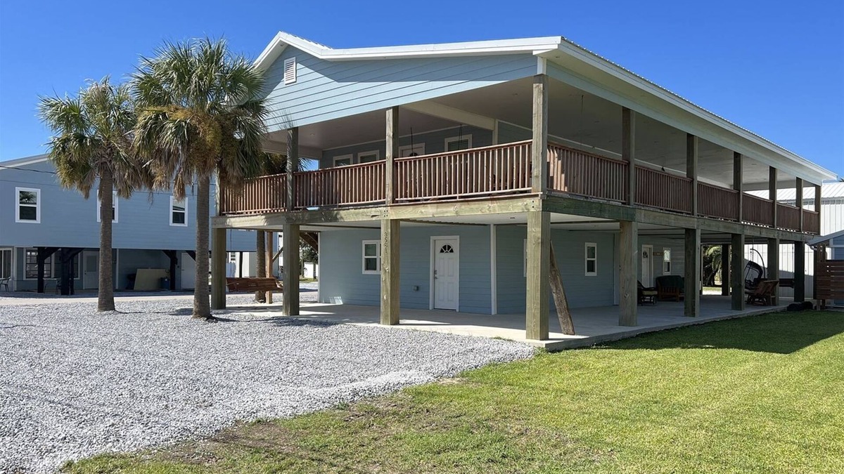 Grand Isle House | Flying Fish Lodge Yellow Fin - Beach Access - Island Realty