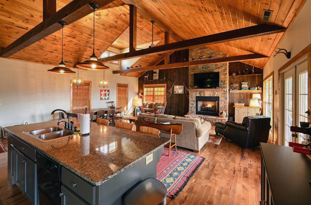 Topton Villa | Flying Squirrel Lakeview House - Spacious House with Private Deck and Hot Tub