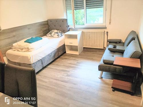 Moerfelden-Walldorf Apartment | FMI 66 Next to Airport