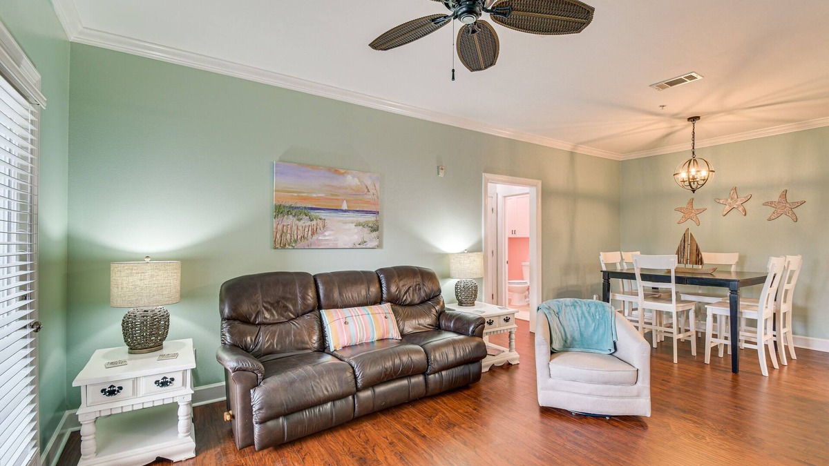 Foley Condo | Foley Condo w/Pool Access: 10 Mi to Gulf Shores!