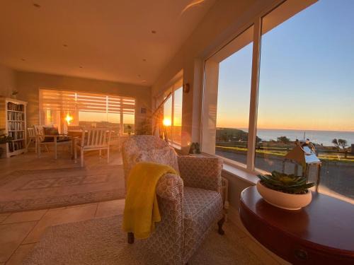 Dungarvan House | Follies Suites Ballyvoile