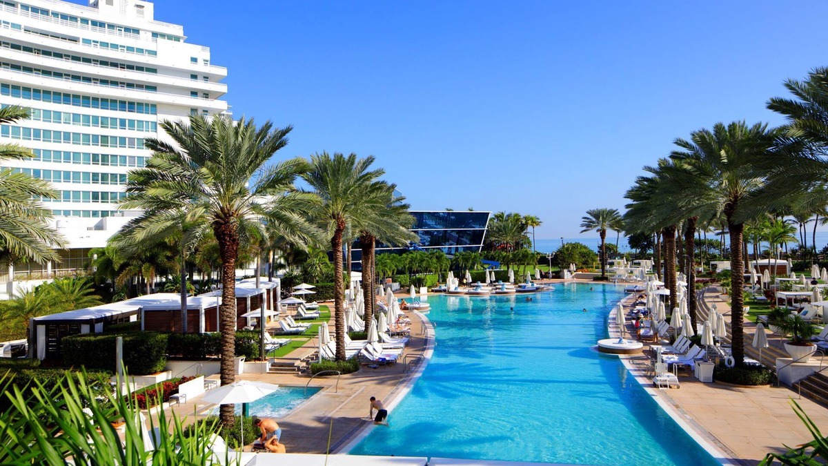 Seybold House | Fontainebleau Sorrento Tower lll Private Pool View Junior Suite