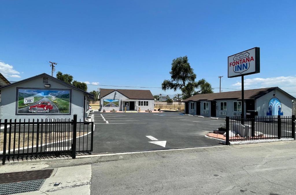 Fontana Hotel | Fontana Inn